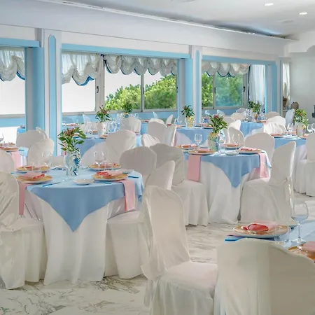 Hotiday ホテル 4*